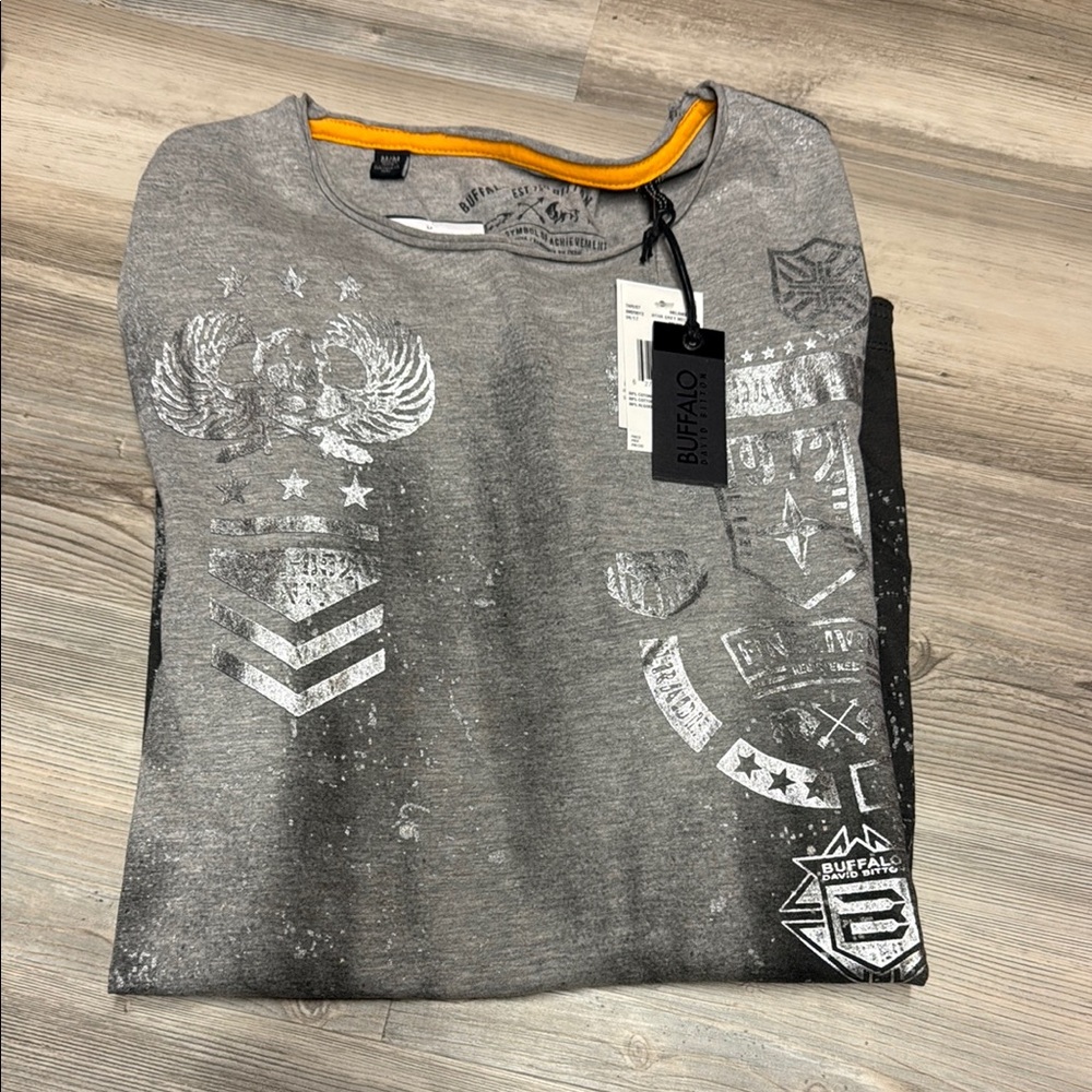 Buffalo Gray Graphic T-Shirt